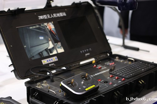 1692672763256415.jpg 4Z8A1330.jpg