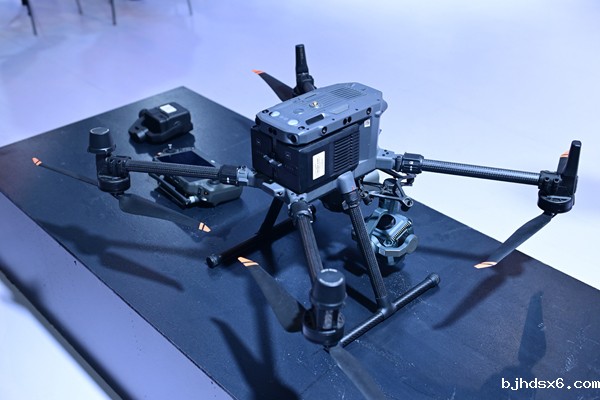 1765268388237725.jpg DSC-457.jpg